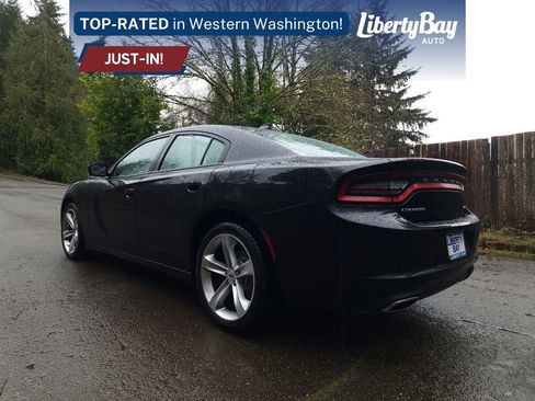 Used 2018 Dodge Charger SXT Plus w/ Quick Order Package 29J image 7