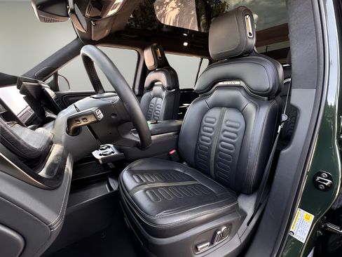 Used 2024 Rivian R1S Adventure AWD/4WD image 5