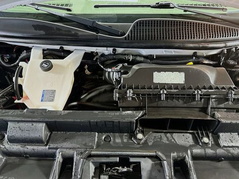 Used 2019 Chevrolet Express 3500 LT w/ LT Preferred Equipment Group image 29