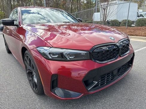 Used 2025 BMW M340i xDrive w/ Premium Package image 9