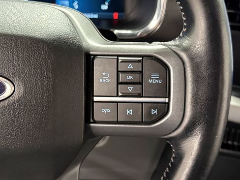 Used 2022 Ford F150 Lightning XLT AWD/4WD image 17