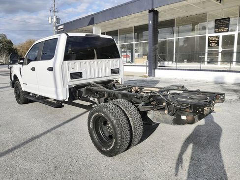 Used 2019 Ford F350 XL w/ Power Equipment Group image 8