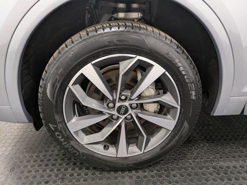 Used 2022 Audi Q5 2.0T Premium Plus w/ Premium Plus Package AWD/4WD image 7