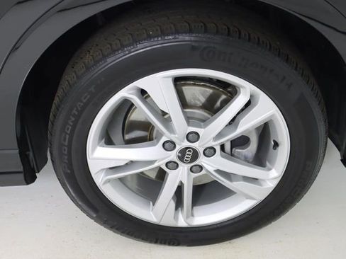 Certified 2022 Audi Q3 2.0T Premium Plus image 9