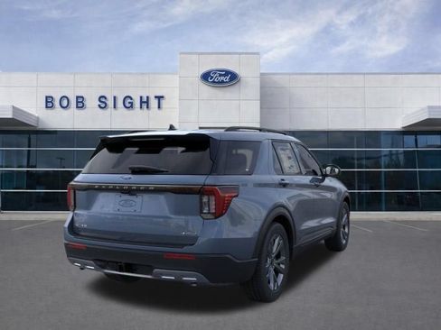 New 2026 Ford Explorer Active w/ Active Comfort Package AWD/4WD image 11