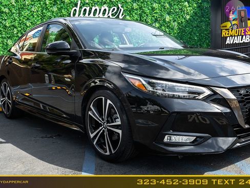 Used 2020 Nissan Sentra SR w/ Premium Package FWD image 4