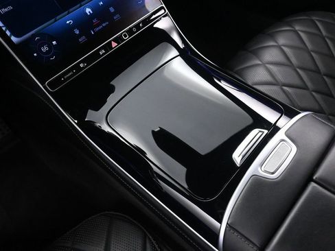 Used 2021 Mercedes-Benz S 580 4MATIC Sedan w/ AMG Line image 56