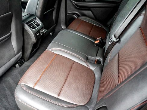 Used 2025 Chevrolet Blazer RS image 27