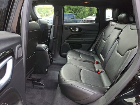 Certified 2022 Jeep Compass High Altitude AWD/4WD image 10