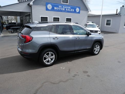 Used 2020 GMC Terrain SLE w/ Driver Convenience Package image 7