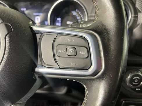 Used 2023 Jeep Wrangler Unlimited Sahara w/ Cold Weather Group AWD/4WD image 22