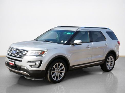 Used 2016 Ford Explorer Limited image 7
