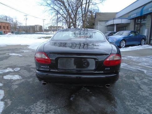 Used 2000 Jaguar XK8 Coupe image 4