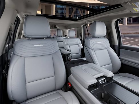 New 2027 Ford Expedition Platinum w/ Platinum Ultimate Package AWD/4WD image 10