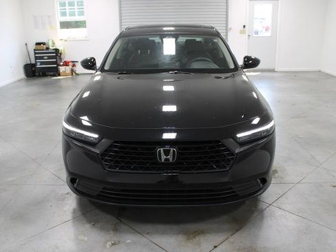 Used 2025 Honda Accord SE image 3