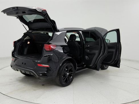 Used 2024 Buick Encore GX Sport Touring image 11