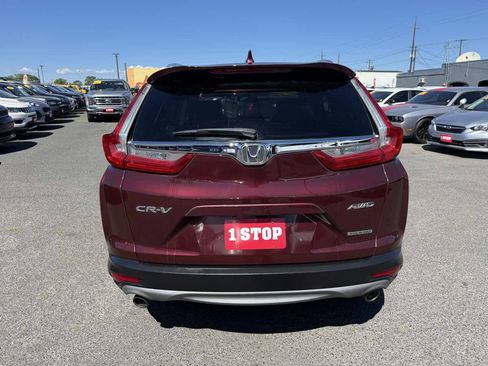 Used 2018 Honda CR-V Touring image 4