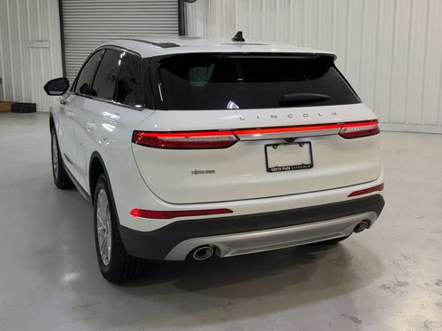 New 2026 Lincoln Corsair Premiere image 8