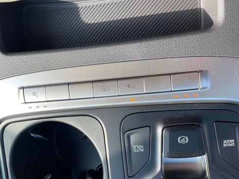 New 2026 Kia Carnival FWD image 19