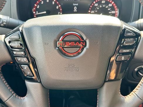 Used 2025 Nissan Frontier PRO-4X w/ Interior Protection Package AWD/4WD image 20