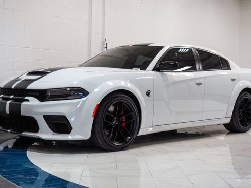 Used 2023 Dodge Charger SRT Hellcat w/ Harman/Kardon Audio Group RWD image 4