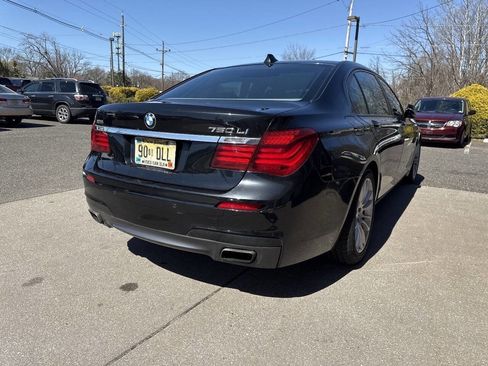 Used 2013 BMW 750Li xDrive image 18
