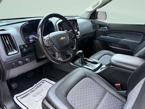 Used 2021 Chevrolet Colorado Z71 w/ Safety Package image 17