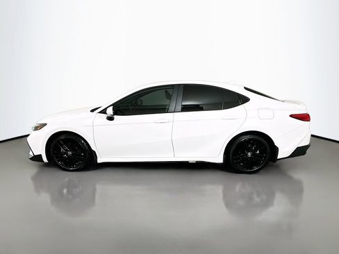 Certified 2025 Toyota Camry SE w/ Convenience Package FWD image 8