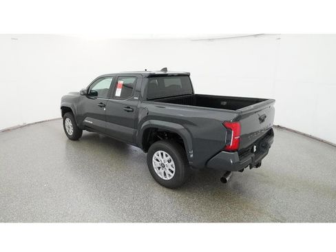 New 2025 Toyota Tacoma SR5 image 5