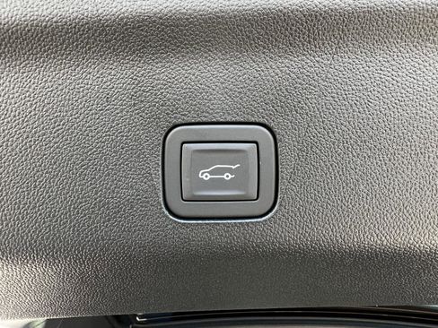 New 2026 GMC Yukon Denali w/ Sun & Power Step Package image 50