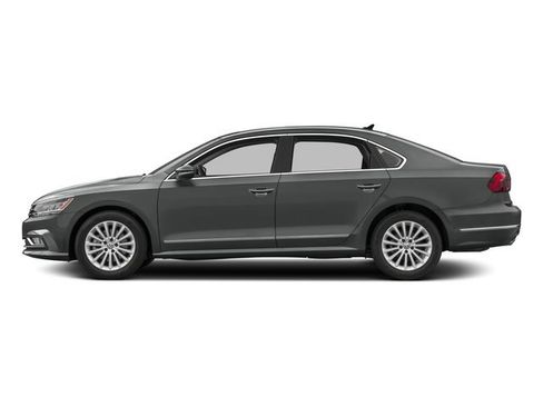 Used 2016 Volkswagen Passat 1.8T S FWD image 3