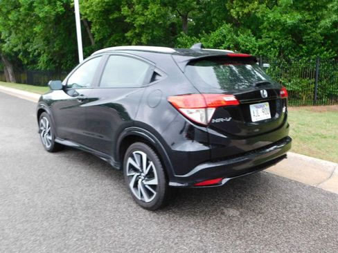 Used 2019 Honda HR-V Sport image 3