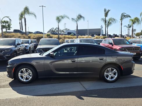 Certified 2022 Dodge Charger SXT RWD image 2