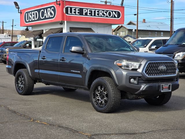 Used 2018 Toyota Tacoma TRD Off-Road AWD/4WD image 7