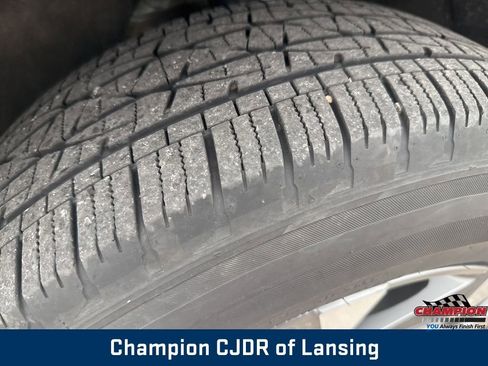 Used 2025 Chevrolet Equinox LT image 10