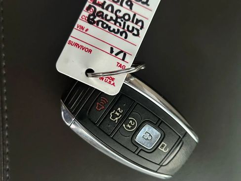 Used 2019 Lincoln Nautilus Reserve w/ Ultimate Package image 35