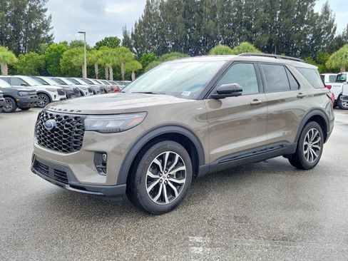 New 2026 Ford Explorer ST-Line RWD image 4