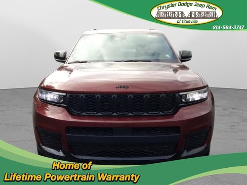 New 2025 Jeep Grand Cherokee L Laredo image 2