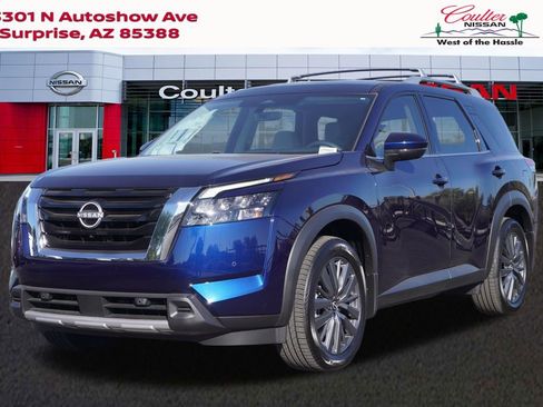 Used 2025 Nissan Pathfinder SL w/ SL Premium Package image 1
