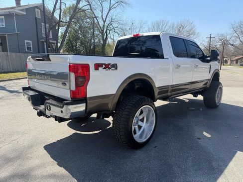 Used 2017 Ford F250 King Ranch w/ King Ranch Ultimate Package AWD/4WD image 5
