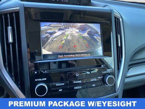 Used 2023 Subaru Forester Premium image 11