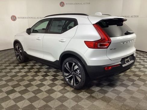 New 2026 Volvo XC40 B5 Plus w/ Protection Package Premier image 6
