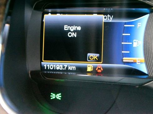 Used 2018 Ford Taurus Limited AWD/4WD image 23