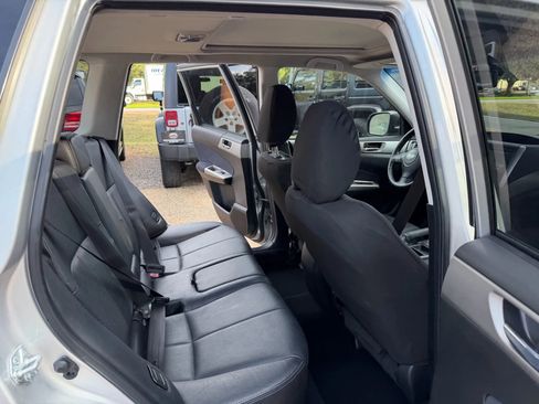 Used 2009 Subaru Forester 2.5X Limited w/ Popular Equipment Group 5A image 22