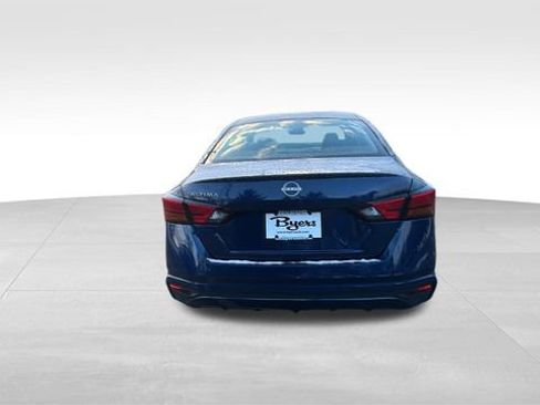 Used 2024 Nissan Altima 2.5 S image 34