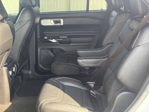 Used 2023 Ford Explorer ST w/ Equipment Group 401A AWD/4WD image 10