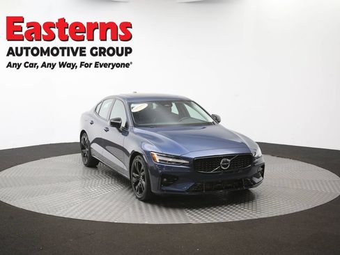 Used 2024 Volvo S60 B5 Core FWD image 50