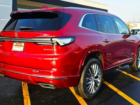 New 2026 Buick Enclave Avenir w/ Super Cruise Package image 9