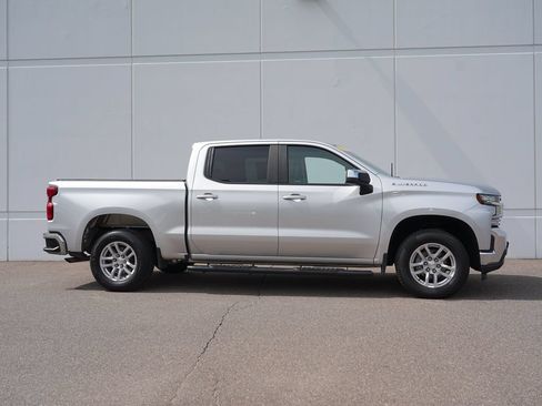 Certified 2020 Chevrolet Silverado 1500 LT AWD/4WD image 2