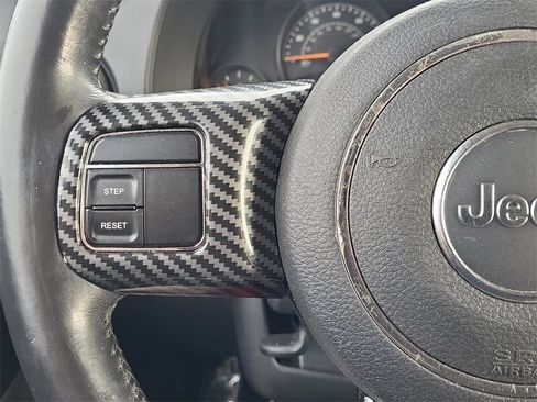 Used 2017 Jeep Patriot Latitude image 22